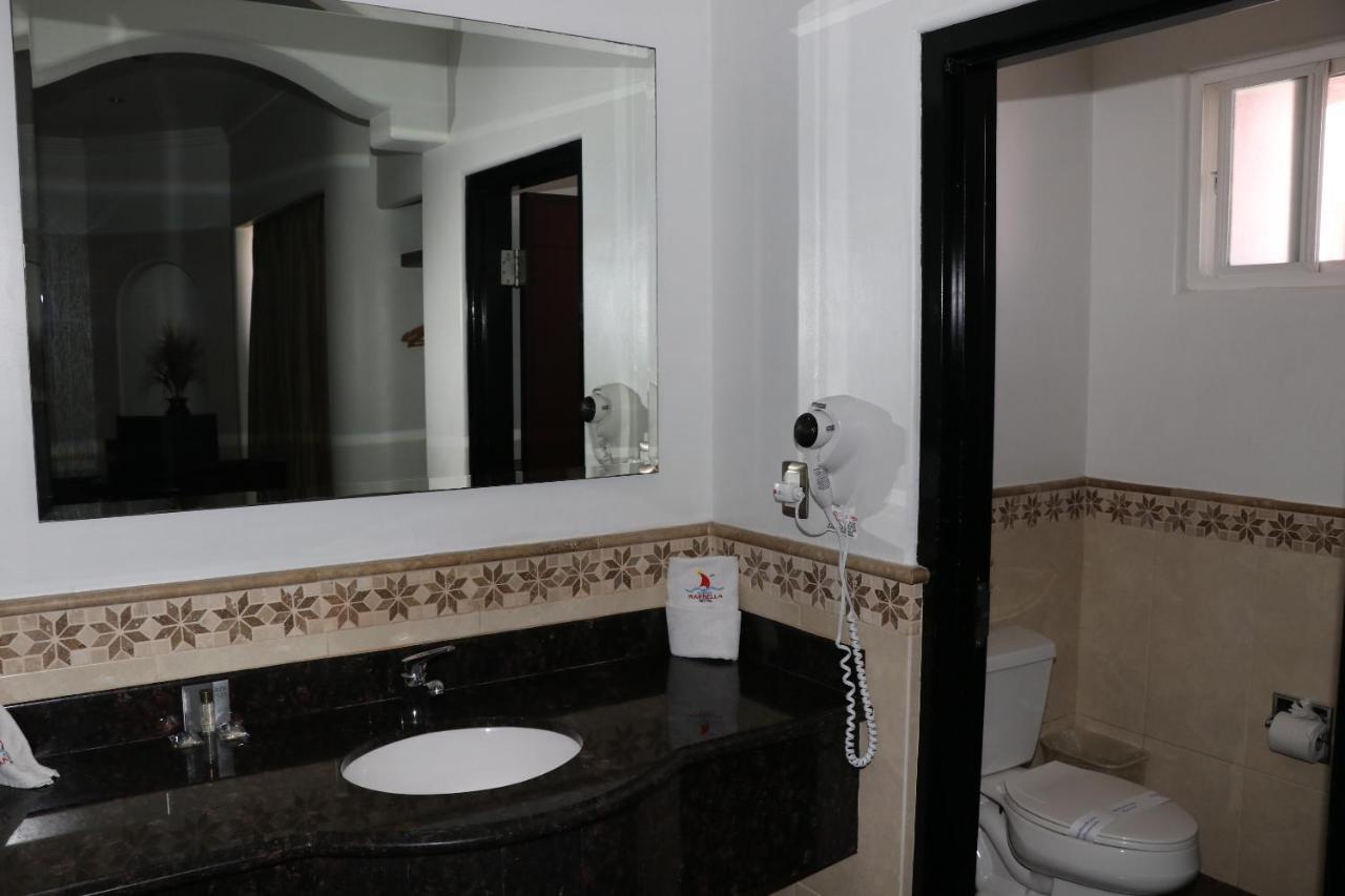 Love hotel Motel Marina Marbella Tijuana
