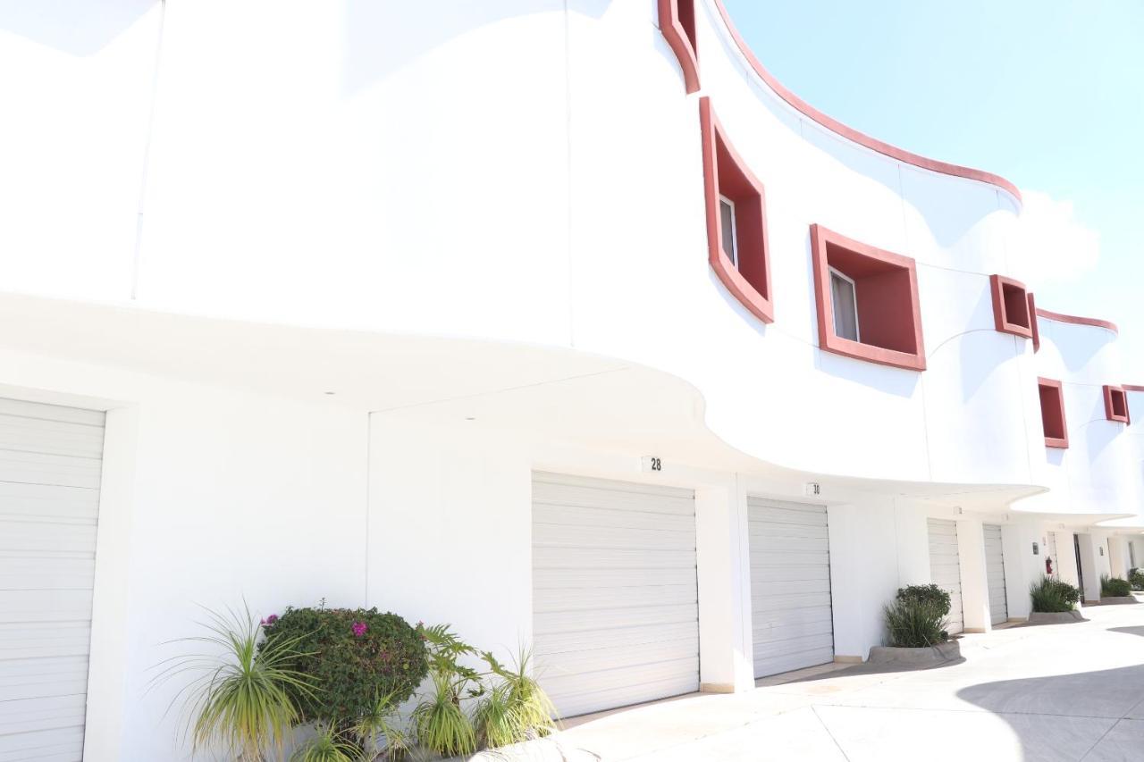Love hotel Motel Marina Marbella 3*