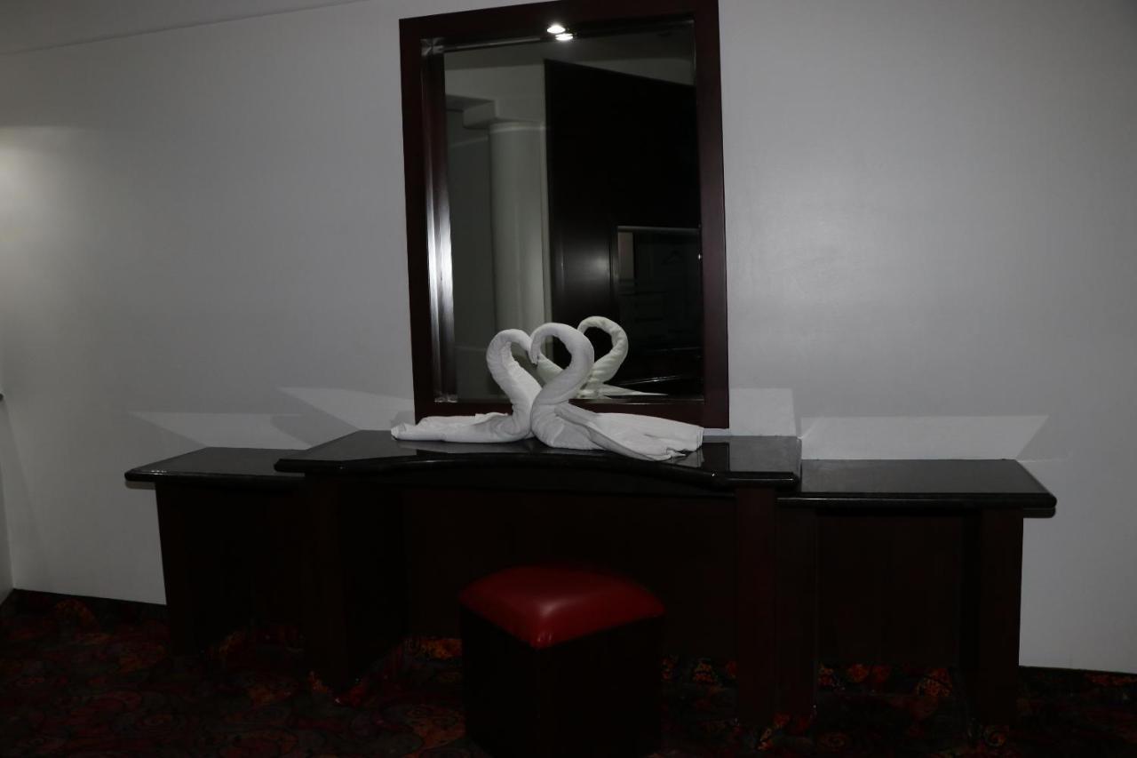 Motel Marina Marbella Love hotel Tijuana